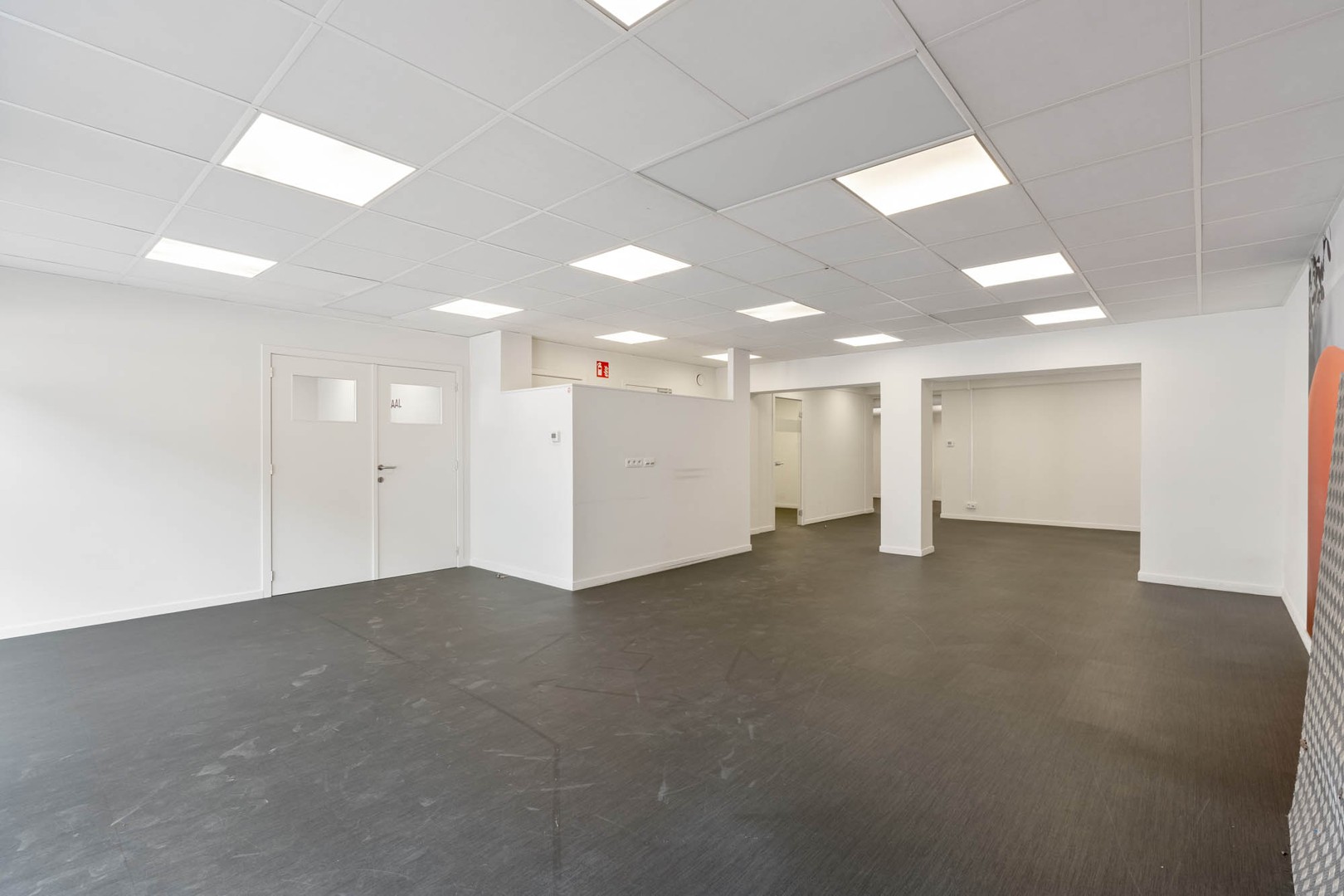 Commercial à vendre à Houthalen-Helchteren - photo 5