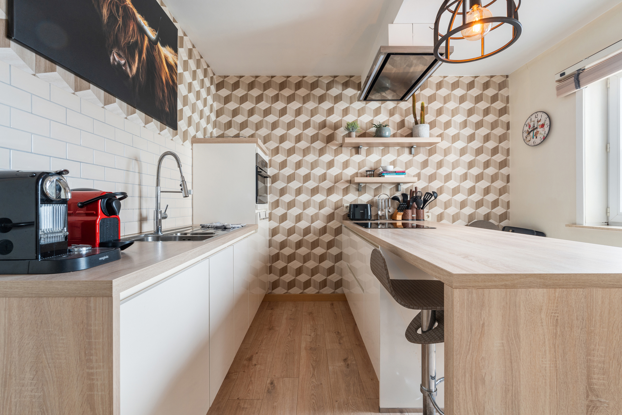 Centraal gelegen en ruime duplex met zijdelings zeezicht - foto 4