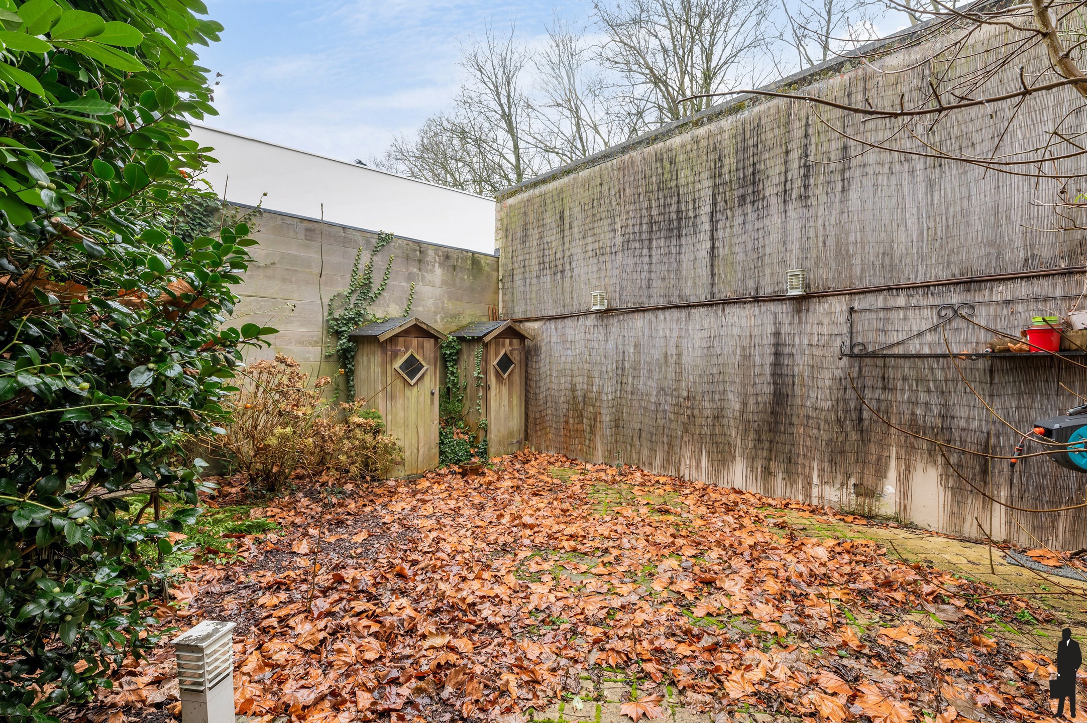 Unieke herenwoning met 4 slk en tuin op een top ligging te Lier. - foto 2