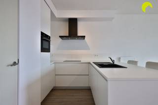 Dit ruime en strak afgewerkte appartement gelegen in Hoboken biedt comfort, licht en energiezuinig wonen.Dit appartement heeft een woonoppervlak van...