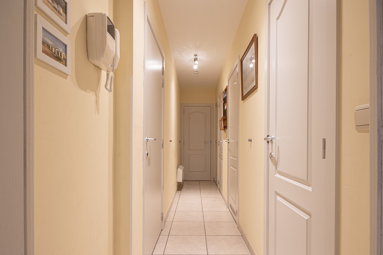 Appartement met 2 slaapkamers, zwembad en terras in Residentie Zeezicht te Mariakerke! - foto 5