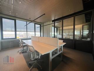 Fantastisch gelegen en inspirerend Business center "In The Yard" bevindt zich langs de E40, in de nabijheid van Gent.Deze unieke locatie biedt niet...