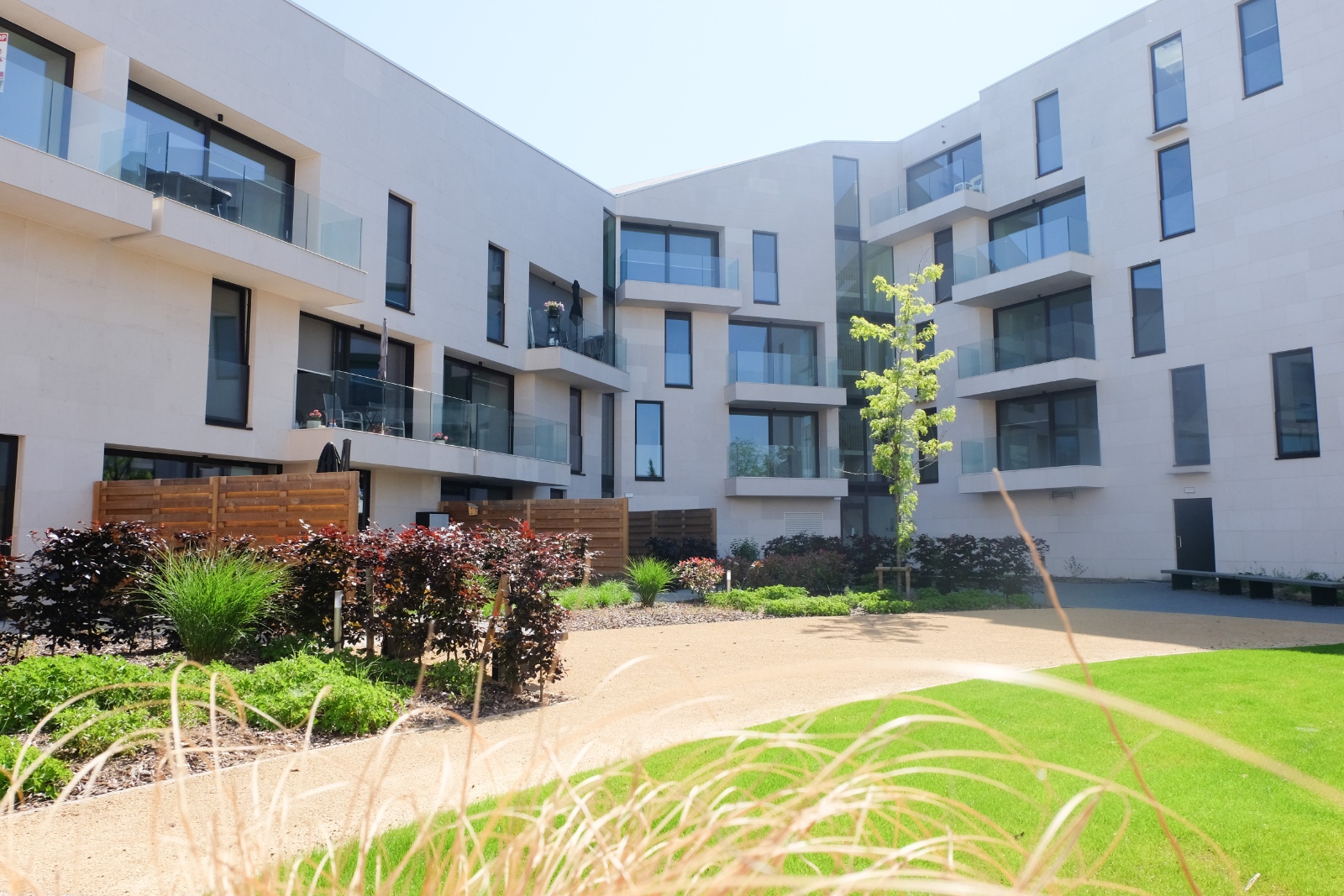 Rustig gelegen appartement in een prachtige residentie te Bornem aan de watertoren - foto 3