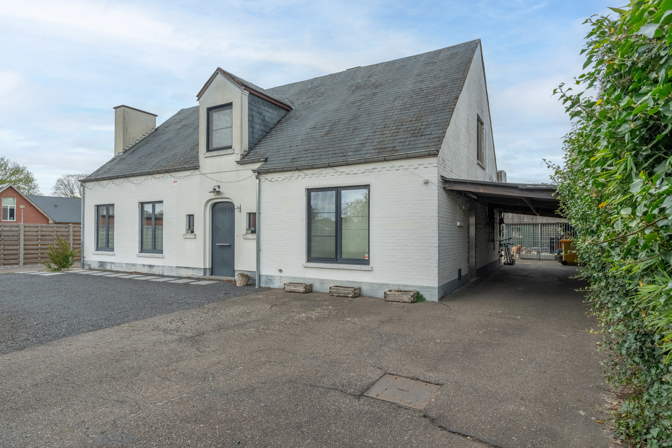 Ruime woning op gunstig gelegen perceel van 922 m² - foto 2