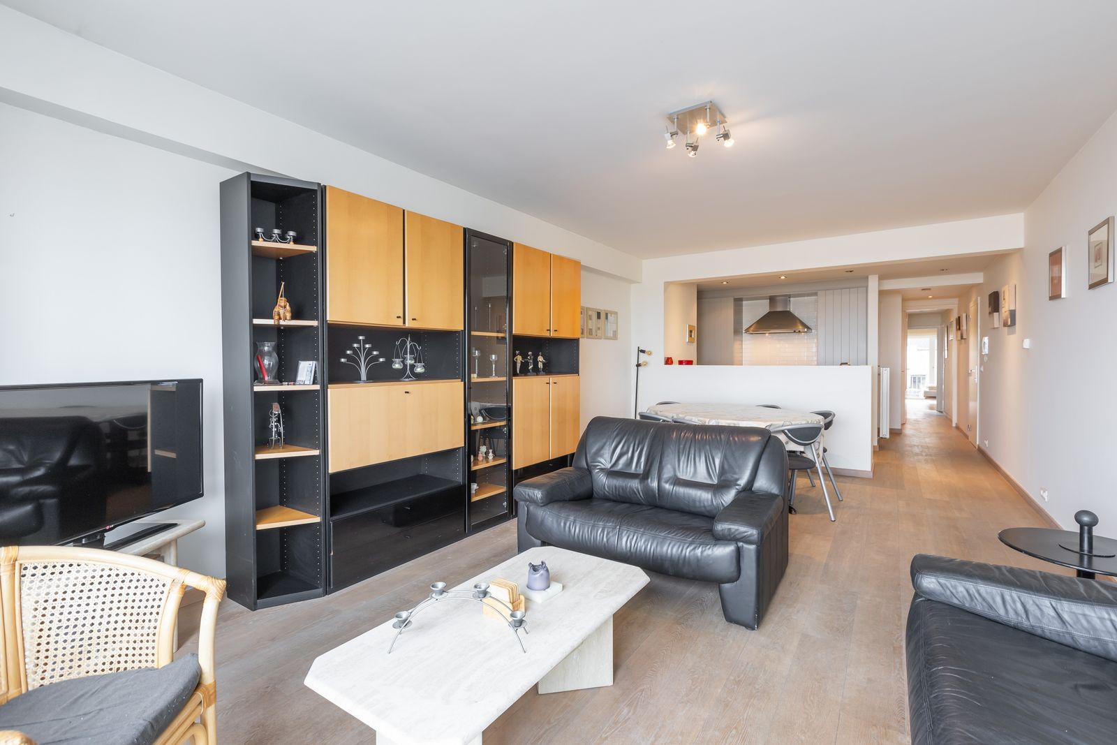 Fantastisch appartement met frontaal zeezicht, drie slaapkamers en terras! - foto 3