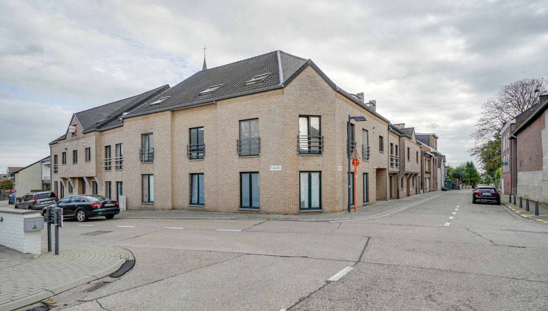 Appartement à vendre à Riemst avec 3 chambres - photo 2