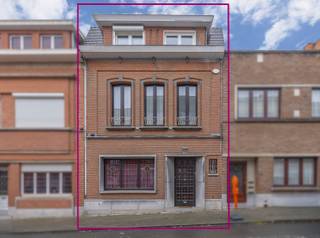 Quiet and residentially located house in a child-friendly neighbourhood where life is pleasant. Located within walking and cycling distance of...