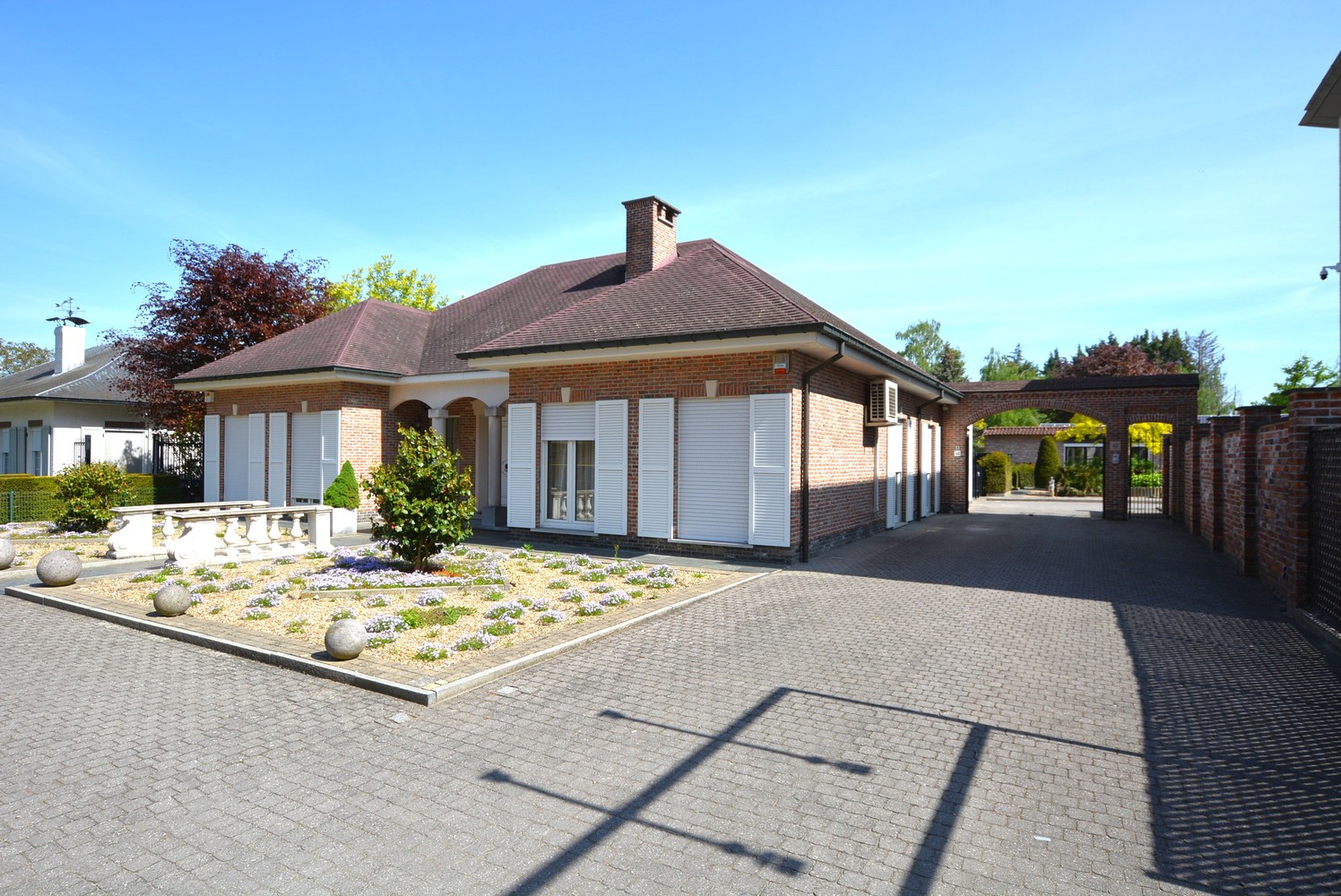 Maison à vendre à Onze-Lieve-Vrouw-Waver - photo 1