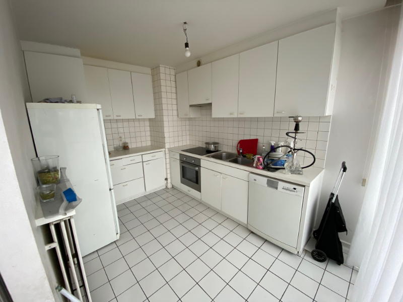 Centraal gelegen 2 slpk appartement met terras, kelder TE HUUR via EXPERT-IMMO - foto 4
