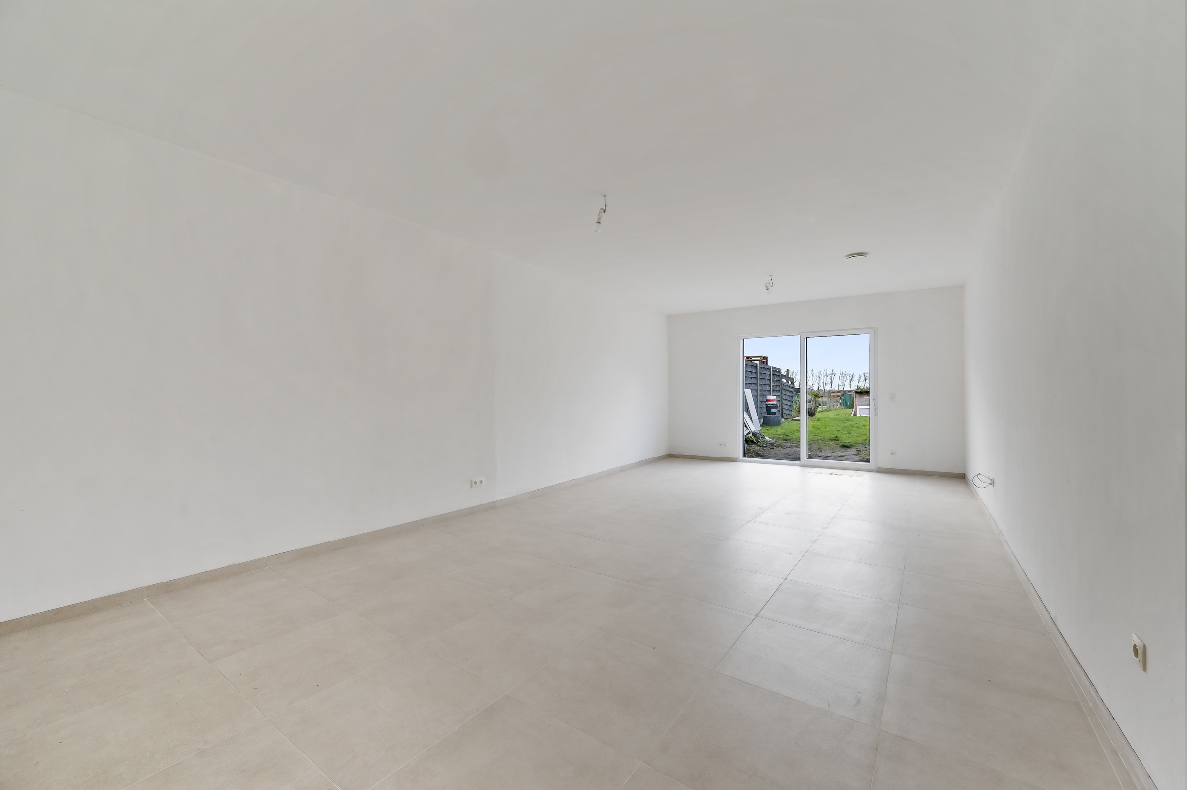 Maison à vendre à Saint-Nicolas avec 4 chambres - photo 2