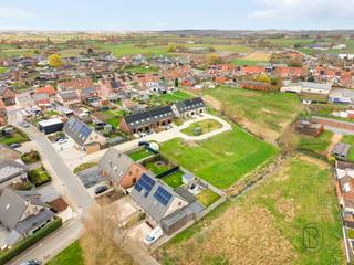 Goedgekeurde verkaveling van 8 loten bouwgrond. Rustig &amp; aangenaam gelegen, in ANZEGEM. UNIEKE KANS!