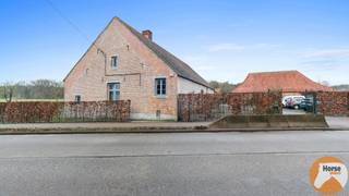GROBBENDONK - Hoeve met prachtige Kempische schuur en weide op ca. 78 areDeze karaktervolle hoeve “Ter Hulsdonck” is gelegen in één van de...