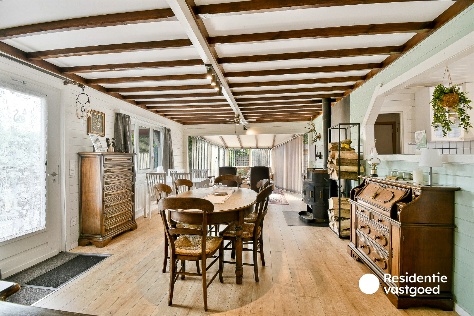 Charmante chalet op ruim perceel - foto 4