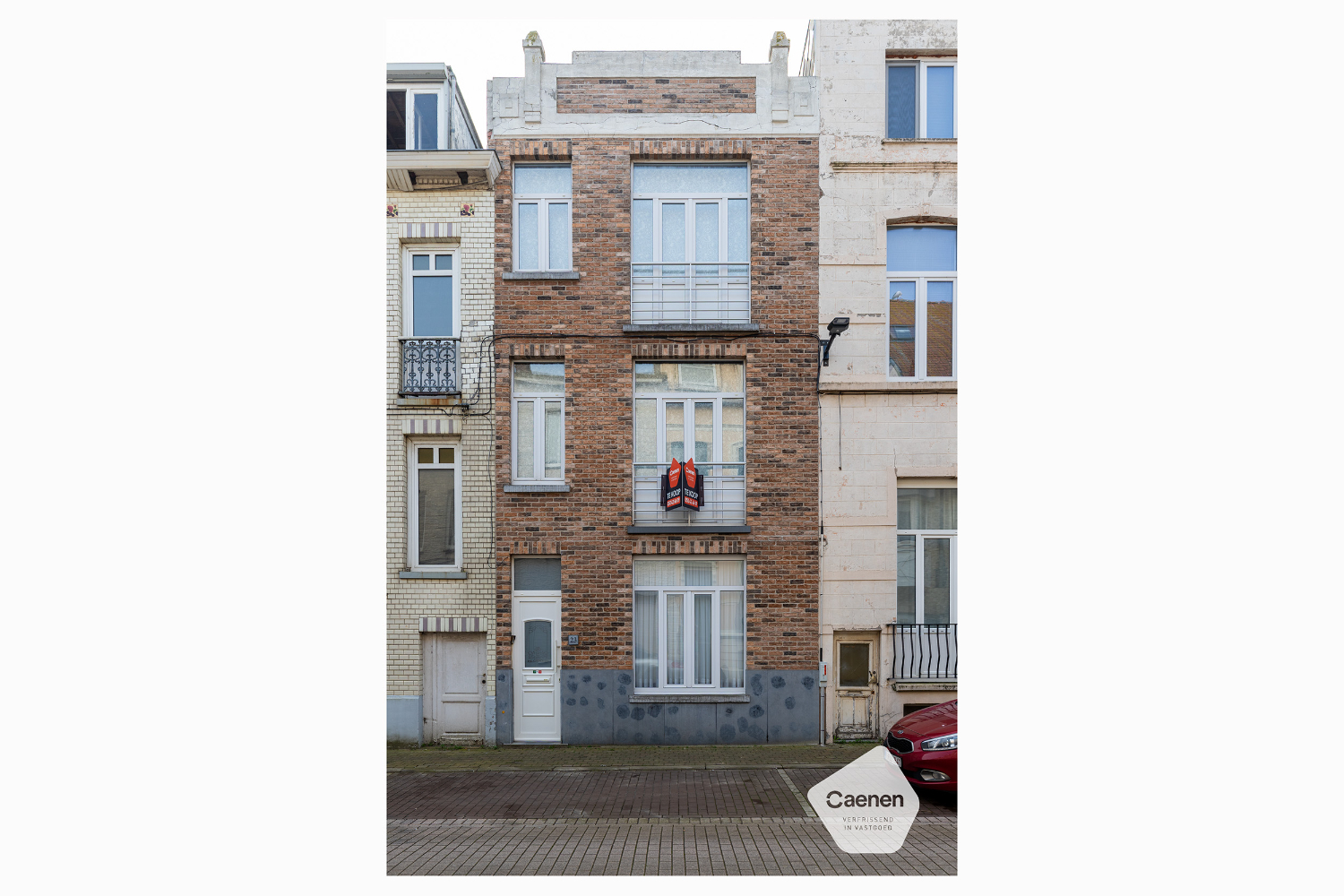 Spacieuse maison de ville avec 3 chambres et une cour agréable - photo 1