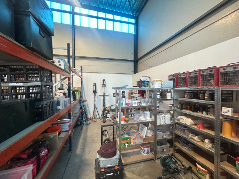 Magazijnruimte van 88 m² + parking - gelegen te Evergem - foto 5