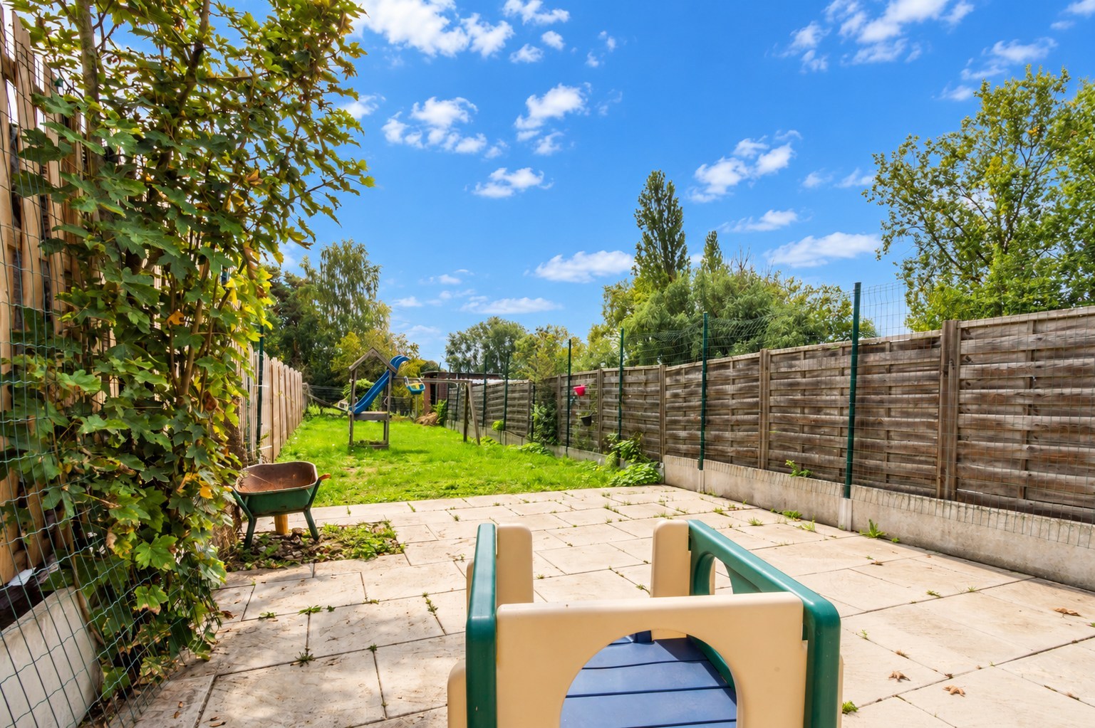 RUIME WONING MET 2-4 SLAAPKAMERS, GARAGE & TUIN ! - foto 4