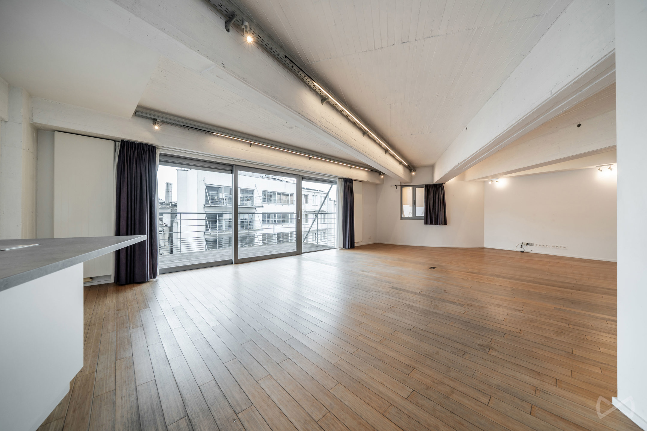 Appartement te koop in Sint-Gillis met 3 slaapkamers - foto 4