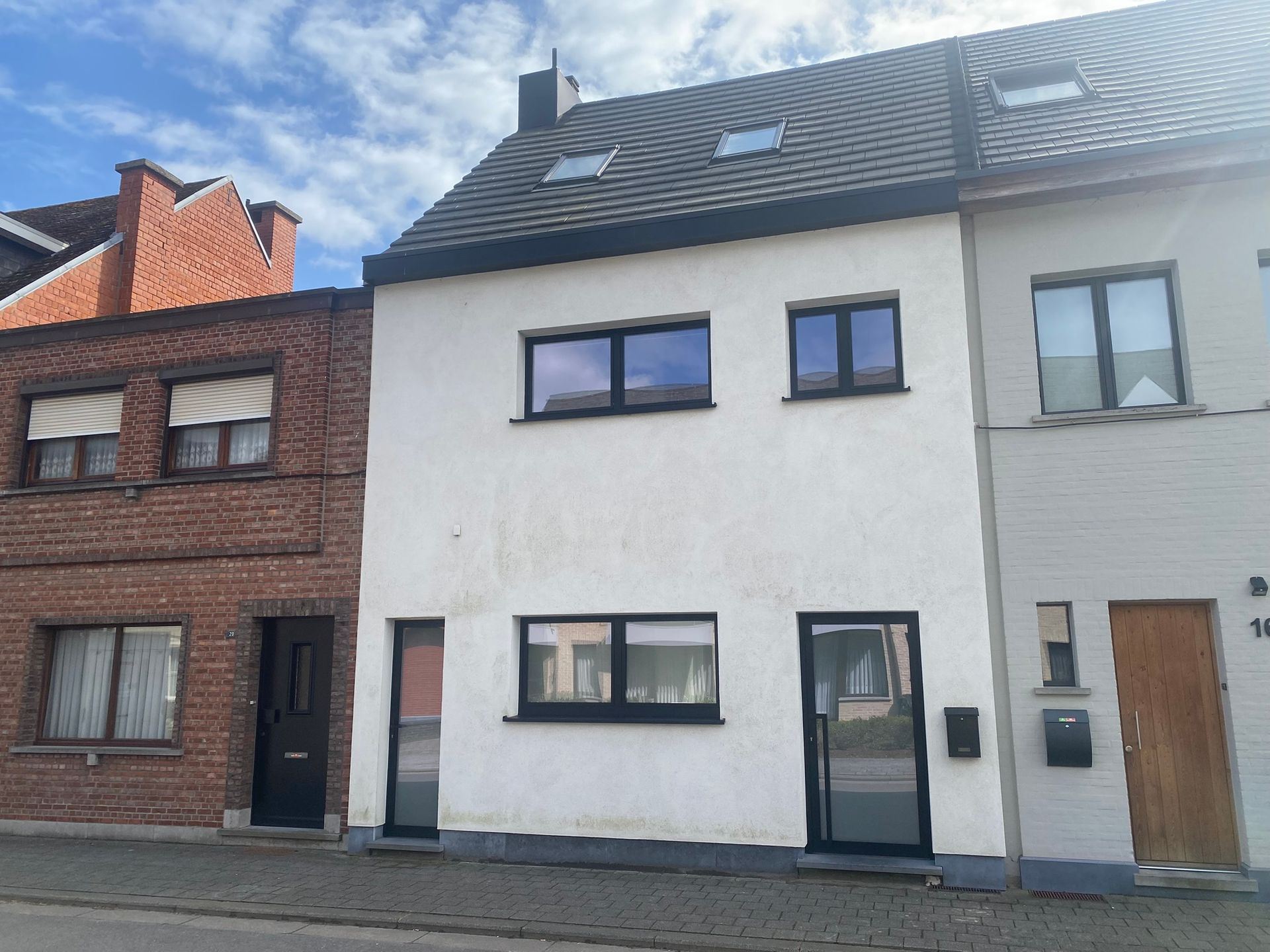Woning met 3 slaapkamers, 2 badkamers en tuin - foto 1