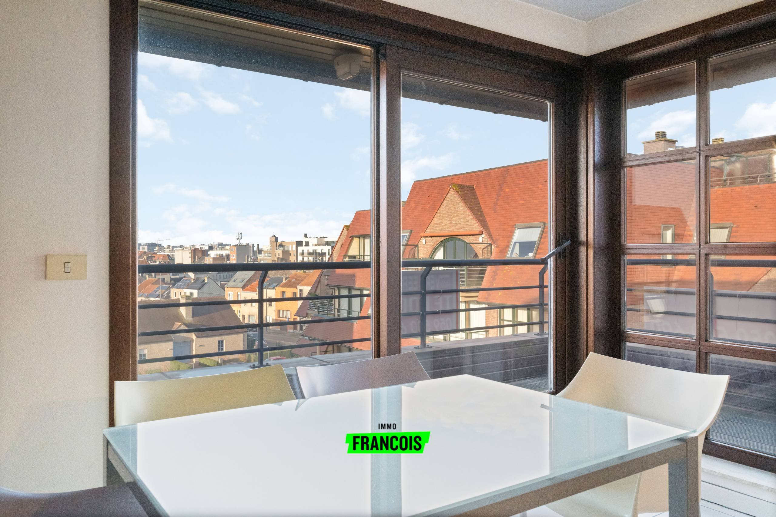 Ruime en residentieel gelegen studio te Mariakerke, Oostende. - foto 4