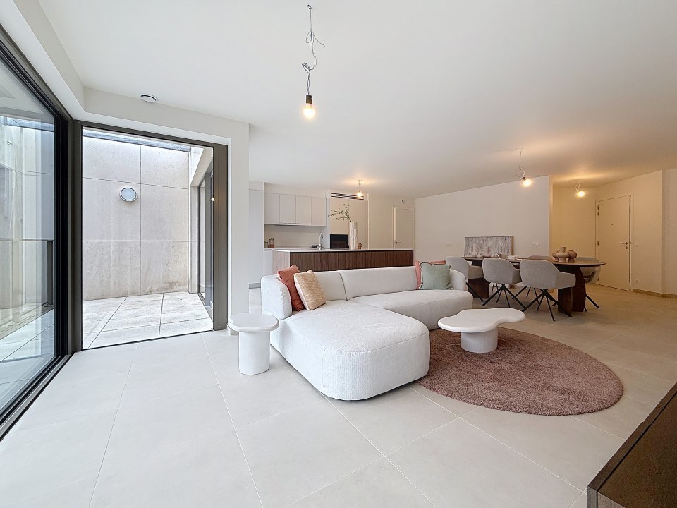 Modern en energiezuinig appartement op toplocatie in Roeselare - foto 2