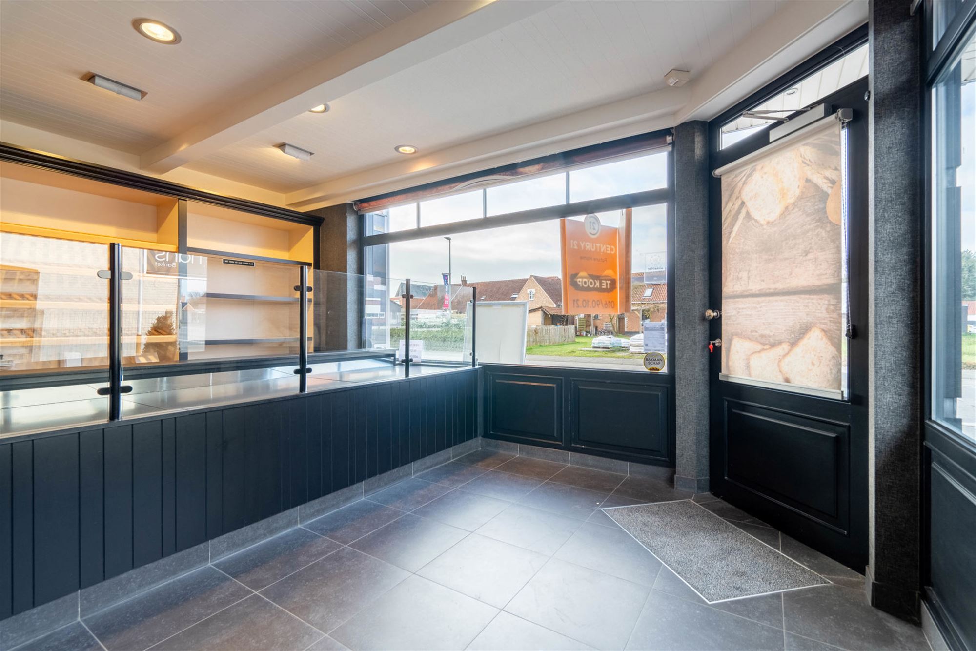 Commercial à vendre à Heist-op-den-Berg avec 3 chambres - photo 2