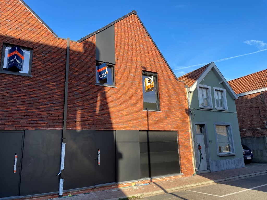 NIEUWBOUW woning met GARAGE en TUIN - foto 1