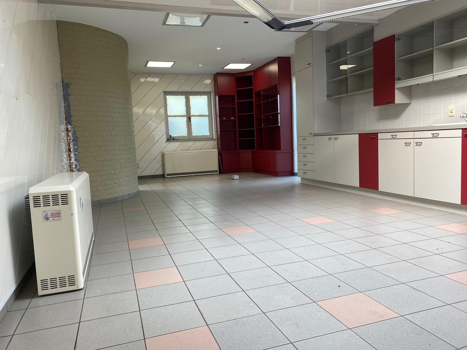 Handels/praktijkruimte in Mol - Achterbos! - foto 3