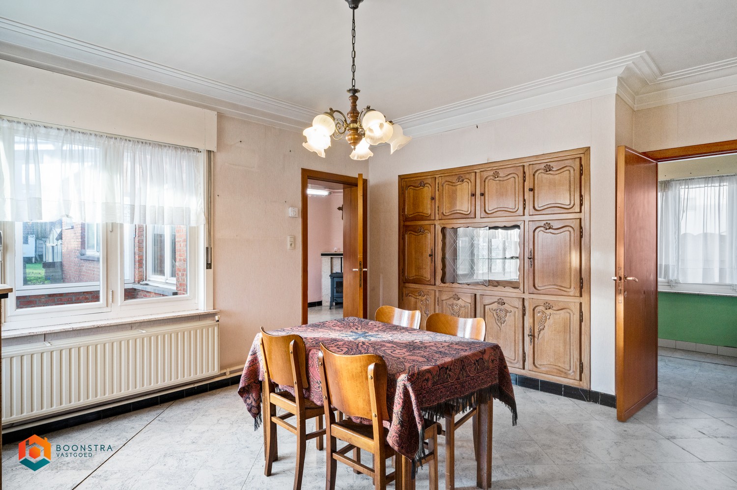 Te renoveren woning met 3 slpkrs en 2 garages in Berlaar-Heikant - foto 2