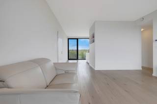 Ben je op zoek naar een recent 2-slaapkamer appartement in de Regattawijk op Linkeroever? Lees hier dan zeker even verder!Het recente bouwjaar en...