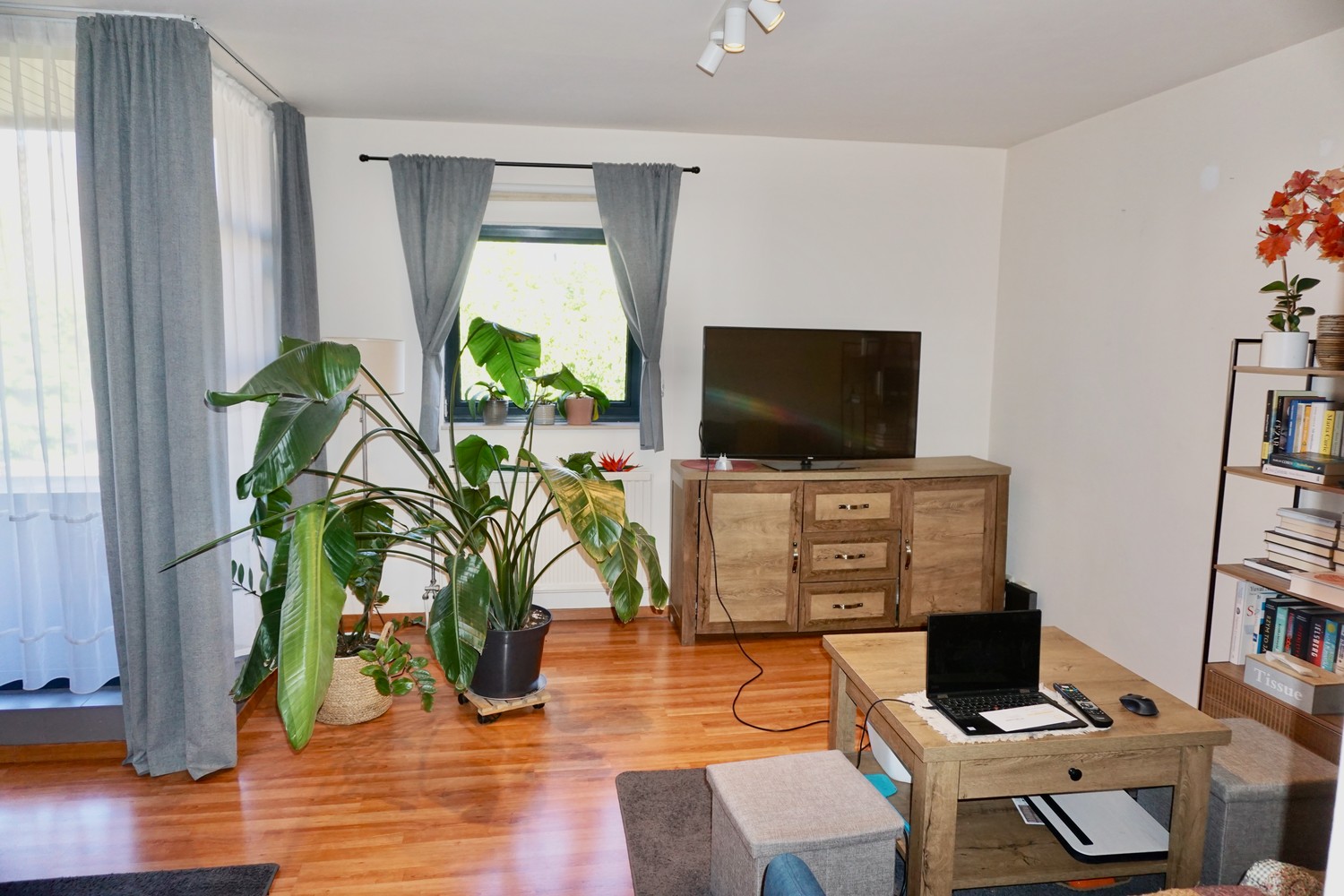 RUIM 2-SLAAPKAMERAPPARTEMENT MET TERRAS EN AUTOSTAANPLAATS IN KESSEL-LO - photo 5