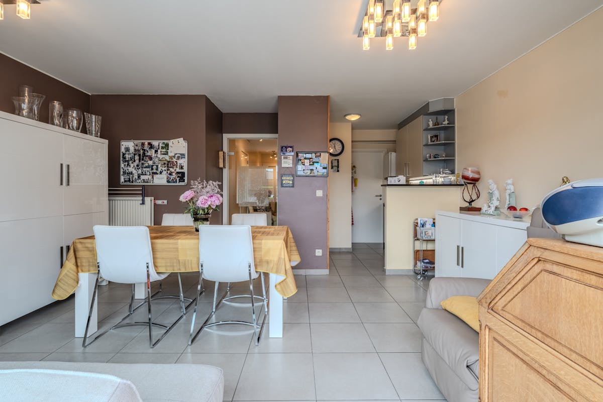 Instapklaar 2-slaapkamerappartement in recente residentie - foto 4