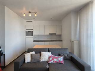 <p><span>Agencement : entrée, pièce à vivre avec cuisine ouverte, débarras, WC séparé, salle de bains et 1 chambre</span></p><p><span> </span></p>