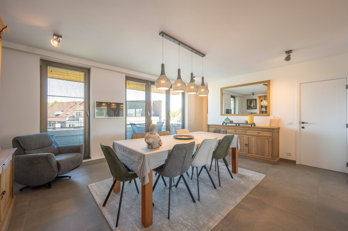 Ruim en luxueus duplex-appartement met zonnige terrassen in hartje Loppem - foto 4