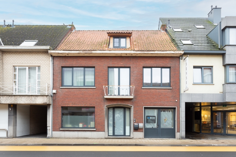 Ruime gerenoveerde woning in hartje Essen - foto 1