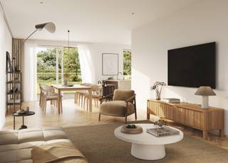 Welkom in het idyllische Kattenbos, Lommel – de perfecte plek om thuis te komen.<br />Deze charmante woonbuurt biedt een harmonieuze, gezinsvriendelijke omgeving waar rust en groen samenkomen.<br /><br />Deze woning biedt een aangename en ruime leefruimte die veel lichtinval heeft, 3 slaapkamers, en een ruime zolder die volop mogelijkheden biedt. De woning is ontworpen door PCP Architects en valt op door zijn eigentijdse architectuur, die perfect harmonieert met de diverse bouwstijlen in de buurt. Bovendien is de woning energieneutraal (E-peil = 0), wat zorgt voor lagere energiekosten en een verminderde ecologische voetafdruk.<br /><br /><br /><strong>Voordelen van deze woning</strong>
<ul>
	<li><strong>Energieneutraal wonen</strong>: Met een E-peil van 0 is deze woning een voorbeeld van duurzaamheid en energie-efficiëntie. Geniet van lagere energiekosten en draag bij aan een groenere toekomst.<br /> </li>
	<li><strong>Persoonlijke touch</strong>: Geef deze woning jouw eigen stempel door de afwerking en indeling volledig naar wens aan te passen.<br /> </li>
	<li><strong>Fantastische buurt voor kinderen</strong>: Gelegen in een veilige, autoluwe omgeving, is dit de perfecte speelplek voor kinderen. De buurt biedt een rustige en veilige omgeving voor jonge gezinnen.<br /> </li>
	<li><strong>Nabij scholen en voorzieningen:</strong> Geniet van de nabijheid van scholen en dagelijkse voorzieningen. Alles wat je nodig hebt, is binnen handbereik.<br /> </li>
	<li><strong>De perfecte balans</strong>: Ervaar het bruisende stadsleven van Lommel, terwijl je dagelijks omringd wordt door de rust en natuur van Kattenbos.</li>
</ul>
<br />Interesse? Neem contact met ons op voor meer informatie! Vul het contactformulier in of bel Kolmont via T. +32 (0)11 211 211. Onze bouwadviseurs staan klaar om je verder te helpen.<br /><br />Neem vrijblijvend een kijkje op onze website via kolmont.com.