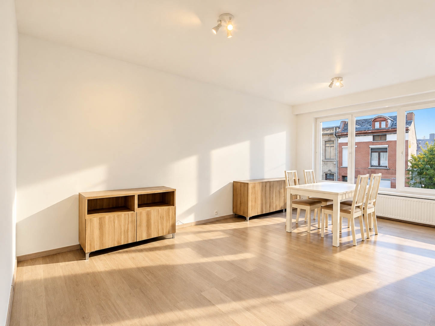Te koop, appartementsgebouw / opbrengsteigendom en garages te Lessines - foto 4