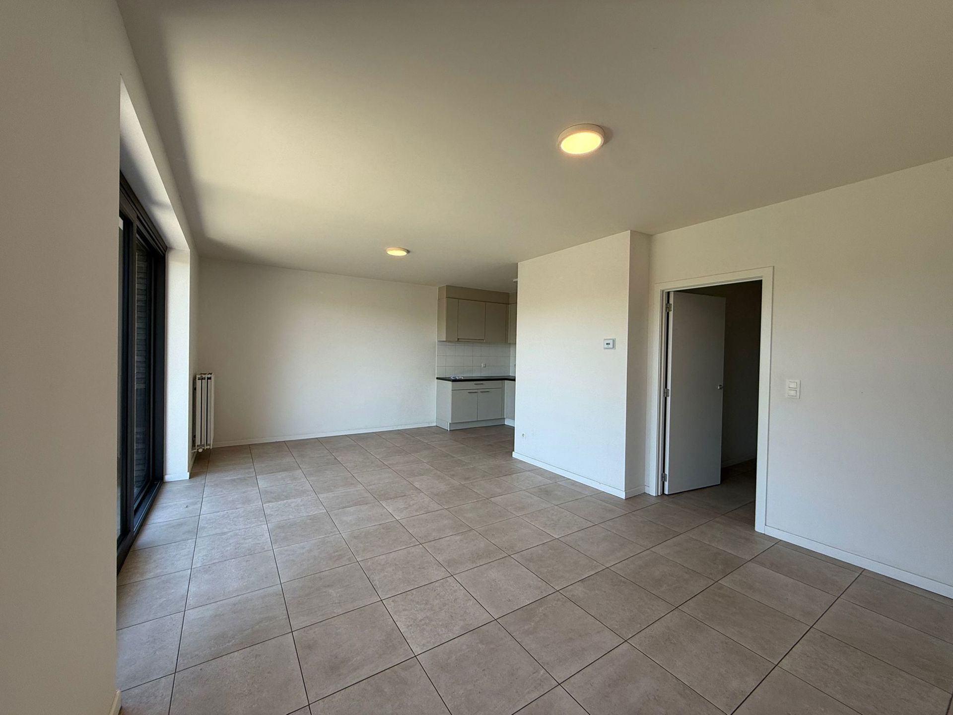 Appartement à louer à Anvers avec 2 chambres - photo 3
