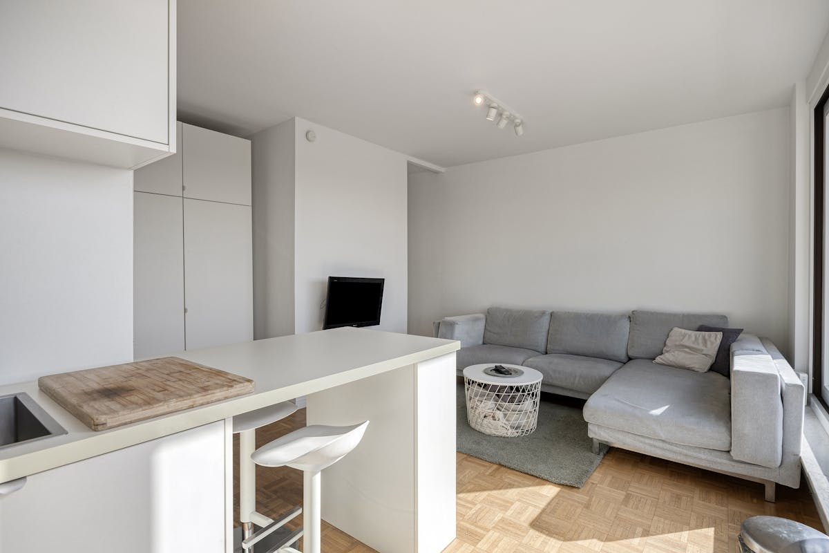 Renovated 1-bedroom apartment with spacious terrace in the center of Hasselt - photo 5