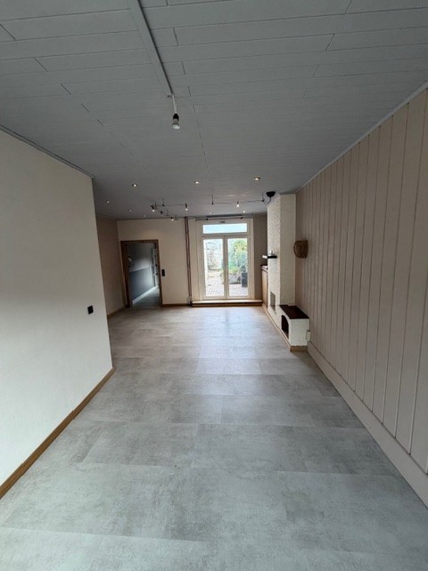 Instapklare woning met 3 slpks, tuintje en achtertoegang. - foto 5