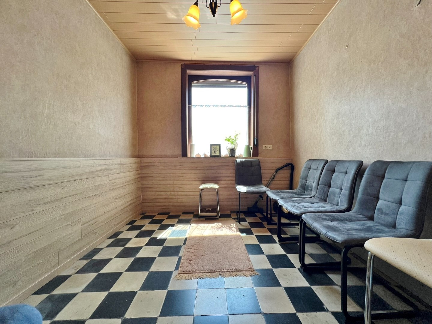 Te renoveren woning in de rustige dorpskern van Elverdinge. - foto 5