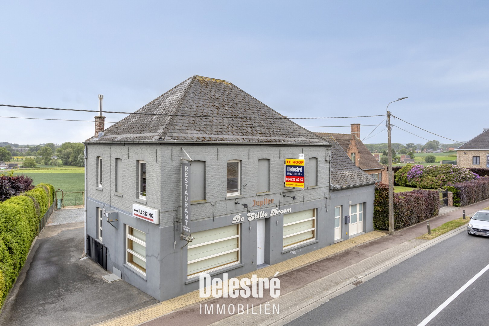 SOLIDE GEBOUW MET UITZONDERLIJKE OPP. 441 M2 - foto 1