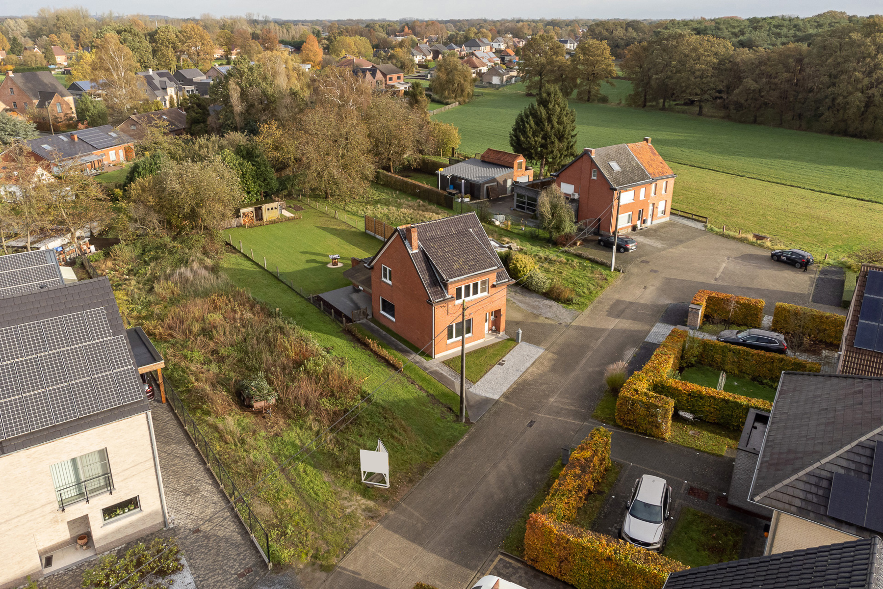 Bouwgrond voor open bebouwing in doodlopende straat - foto 4