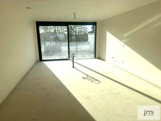 Projectupdate: Ruwbouw klaar, afwerking in laatste fase.Dit nieuwbouwproject wordt gebouwd in de Vloeiherkstraat, aan de rand van het centrum van...