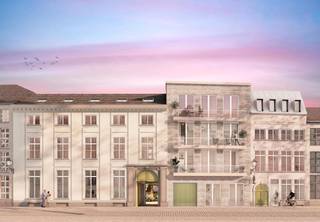 <strong>Regency Garden: penthouse met prachtig terras<br /></strong><br />Beleef het ultieme woongenot op een unieke locatie: een groene oase waar dromen werkelijkheid worden.<br />Regency Garden biedt een harmonieuze cohesie van monumentale en moderne architectuur. Achter de elegante gevels vindt u een plek doordrenkt met geschiedenis en een oase van rust en comfort, omringd door groen.<br />Ervaar het stadsleven zoals nooit tevoren.<br />Leef, beleef en herbeleef de rijke geschiedenis van het prachtige Antwerpen!<br />Deze bruisende metropool wacht buiten uw deur: een dynamische stad in ontwikkeling, waar telkens weer iets nieuw te ontdekken valt.<br /><br /><b>Indeling:<br /></b>- Rechtstreekse inkom met de lift op de derde verdieping<br />- Riante woonkamer van ca. 39 m² met zonneterras van maar liefst 20 m²<br />- Open keuken, voorzien van alle modern comfort<br />- Nachthal met gastentoilet en technische berging<br />- Hoofdslaapkamer van ca. 17 m² met en-suite badkamer<br />- Douchekamer met inloopdouche en dubbele wastafel<br />- Gastenslaapkamer of bureau van ca. 7 m²<br />- Derde slaapkamer van ca. 9 m²<br /><br /><strong>Bijzonderheden:<br /></strong>- EPC A<br />- Vloerverwarming en zonnepanelen<br />- Verkoop onder BTW