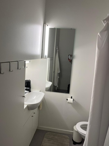 Moderne studentenkamer op een toplocatie te Antwerpen - foto 5