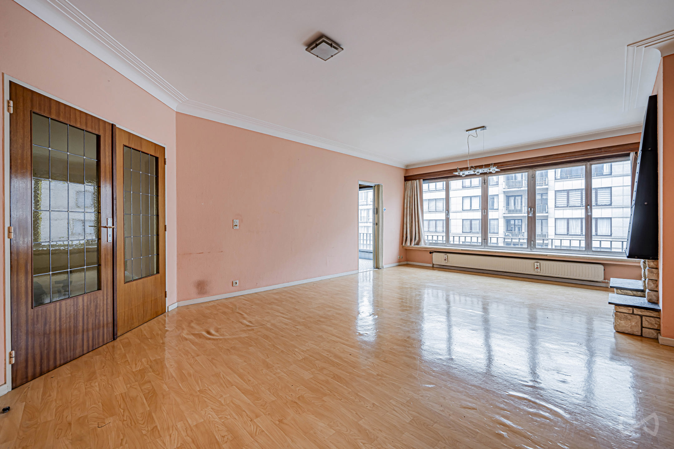 Licht 1‑slaapkamerappartement in  Koekelberg met balcon - foto 3