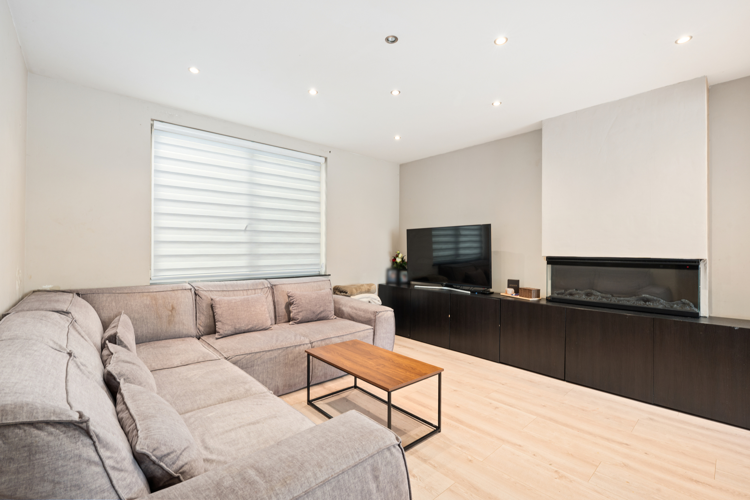 Gezinswoning met tuin en garage in Temse - foto 1