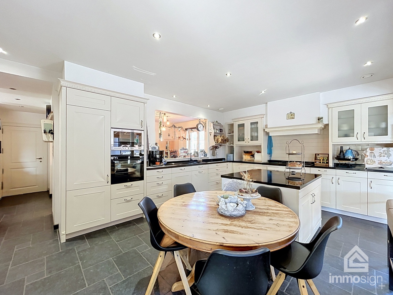 Stijlvolle villa met 5 volwaardige slaapkamers te Herk-de-stad! - foto 4