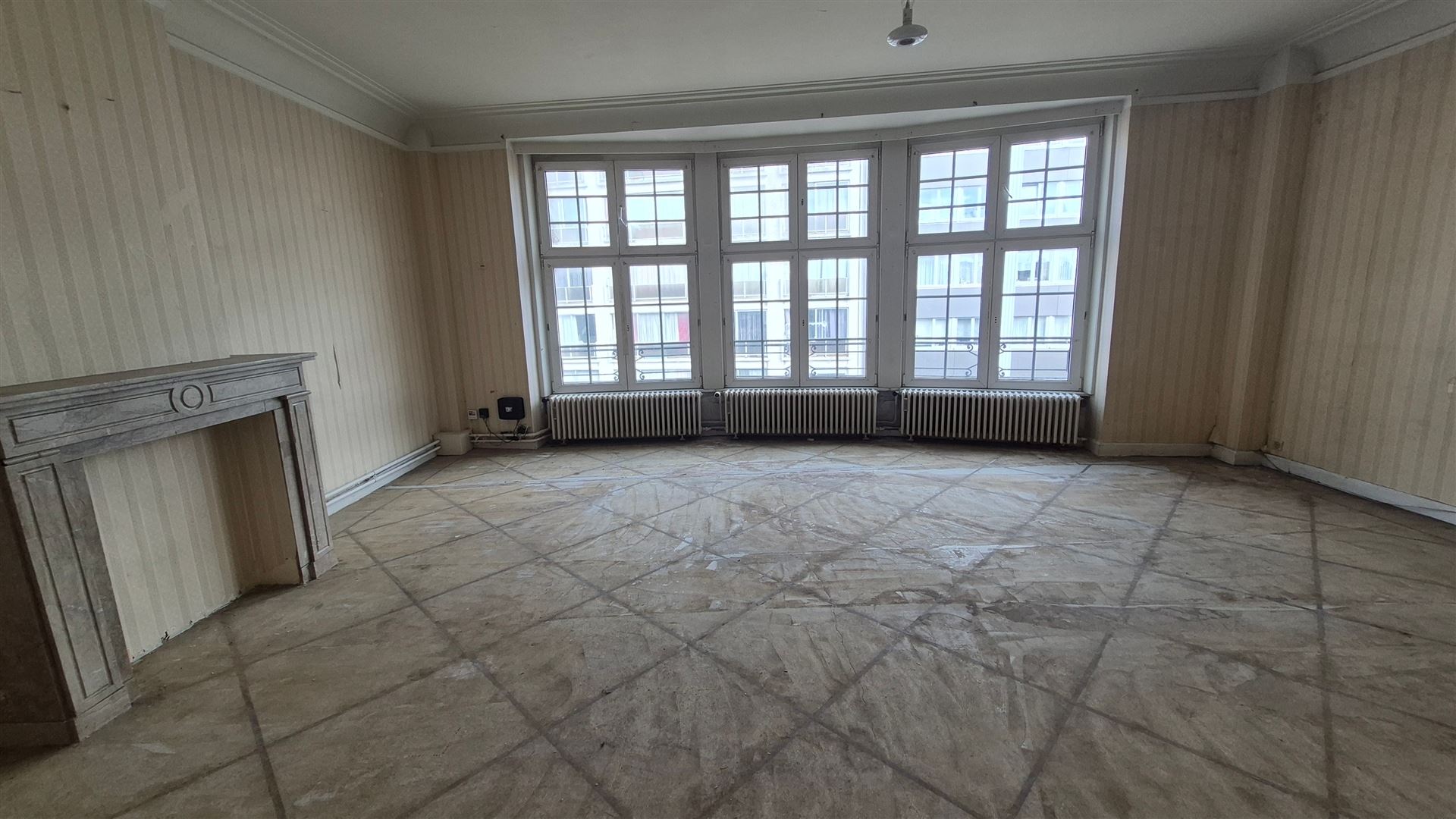 Volledig te renoveren duplex appt van +/- 213 m² - foto 4