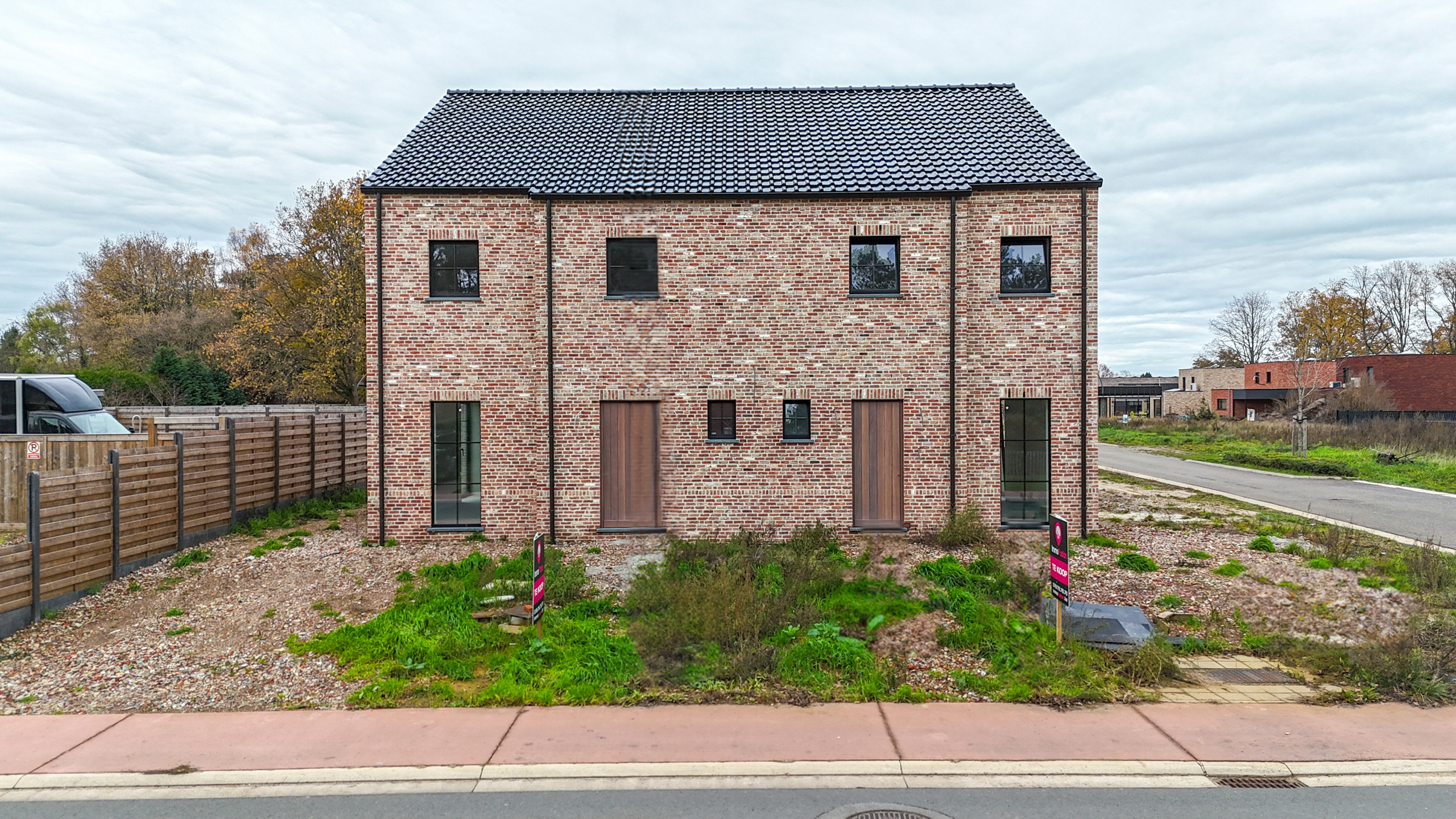 House for sale in Beringen with 4 bedrooms - photo 2